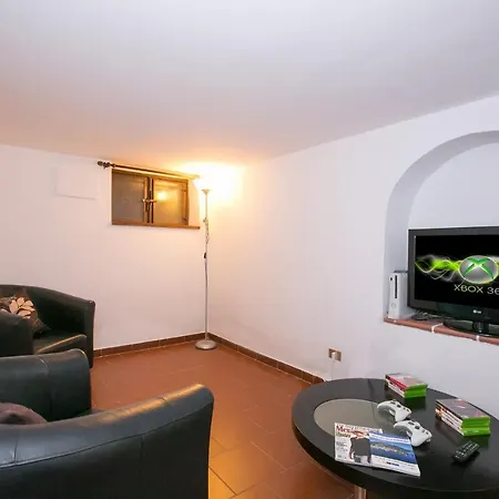 Bellavista Grande Apartment *